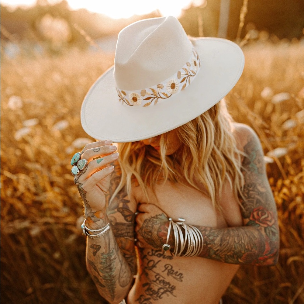 Hats N Roses
Fedora "Alba" Ivory Wool